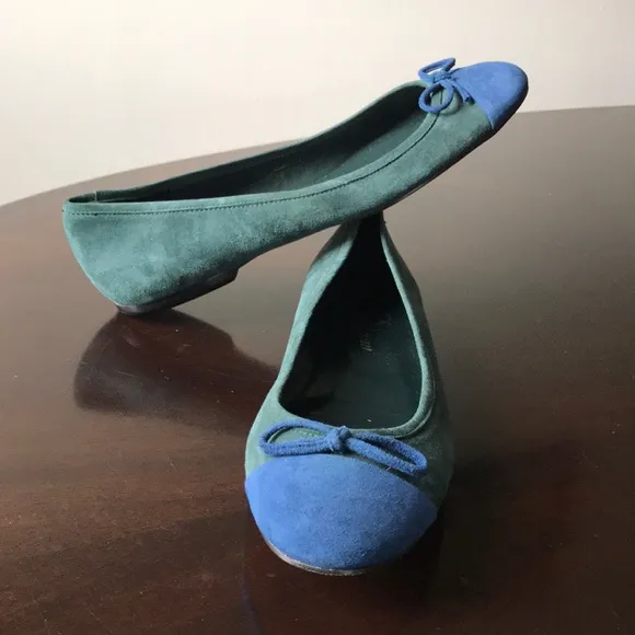 Green suede blu tip Delman 6.5M SlipOn Ballet Flat