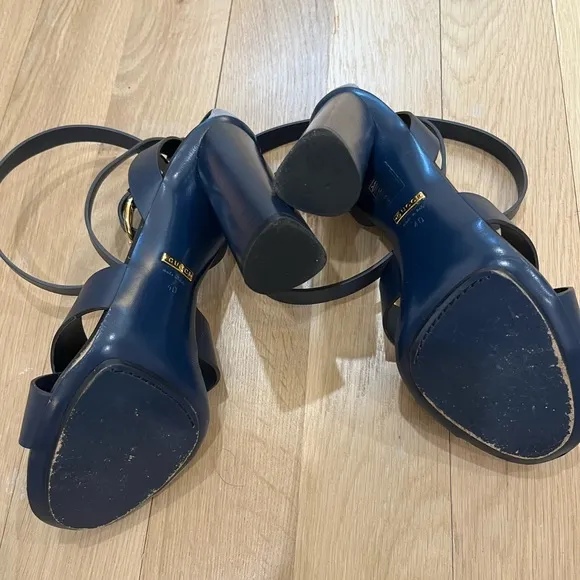 ✨Gucci Leather Heels✨