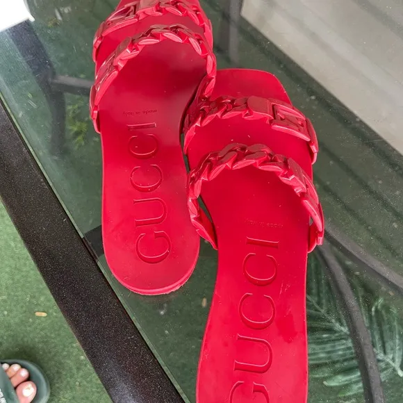 Gucci SIZE 40  Women's Red Slide Sandals