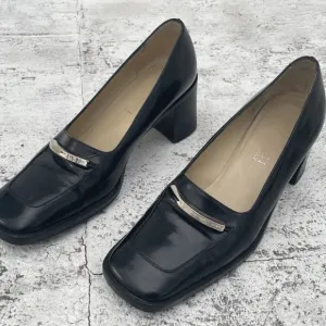Gucci Women Shoes Black Leather Vintage Pull On Shoes Made In Italy Size 35.5C