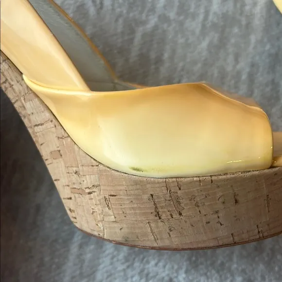 Gucci Women's Orange Slingback Heels