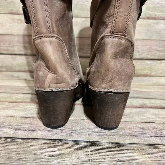 Hasbeens Brown Leather Ankle Boots