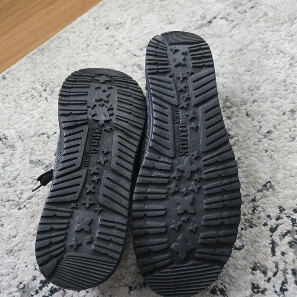 Hey dude Wendy, Black Slip On Shoes Womens Size 10 NWOT