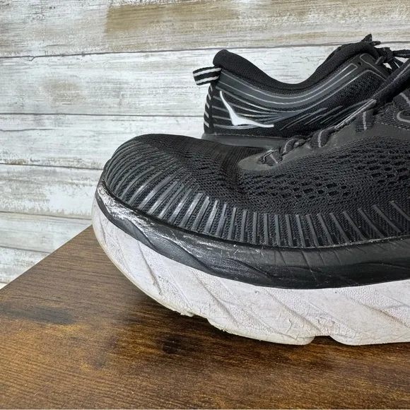 Hoka One One Bondi 7 Women's Size 9 Running Shoes Black | White