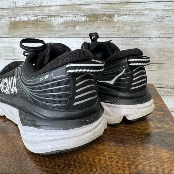 Hoka One One Bondi 7 Women's Size 9 Running Shoes Black | White