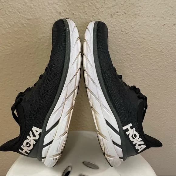 Hoka One One Clifton 7 Black White Running Shoes Women's Sz 6.5D B7