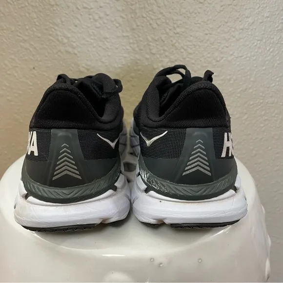 Hoka One One Clifton 7 Black White Running Shoes Women's Sz 6.5D B7