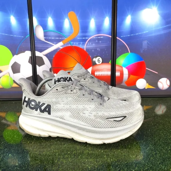 HOKA One One Clifton 9 Men's Gray Running Shoes Size 11D