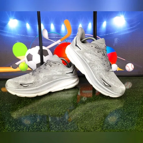 HOKA One One Clifton 9 Men's Gray Running Shoes Size 11D
