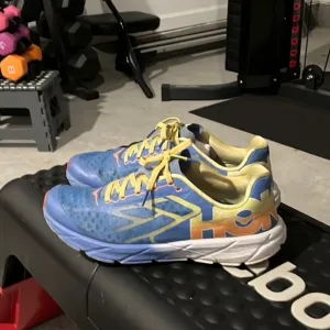 HOKA ONE ONE Tracer Running Shoes