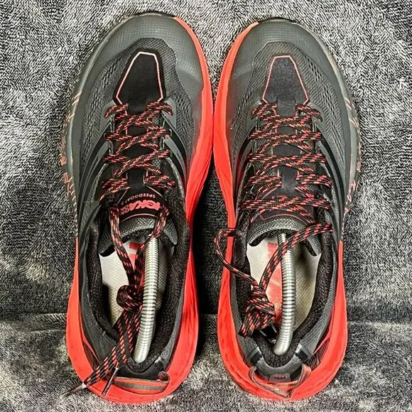 Hoka One One Womens Speedgoat 3 Running Shoes Sneakers 7.5