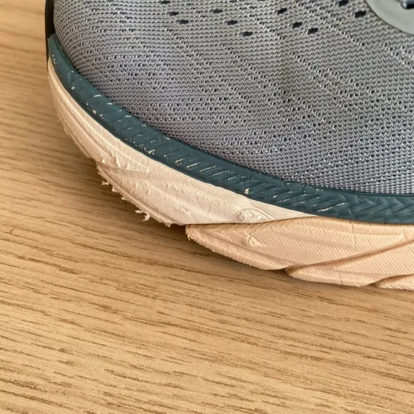 HOKA ONE ONE Women's Zinal Running Shoes - SZ 9.5