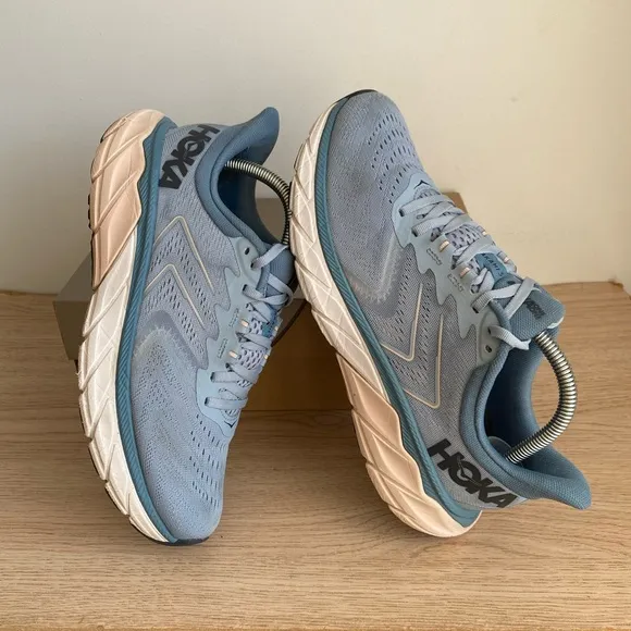 HOKA ONE ONE Women's Zinal Running Shoes - SZ 9.5