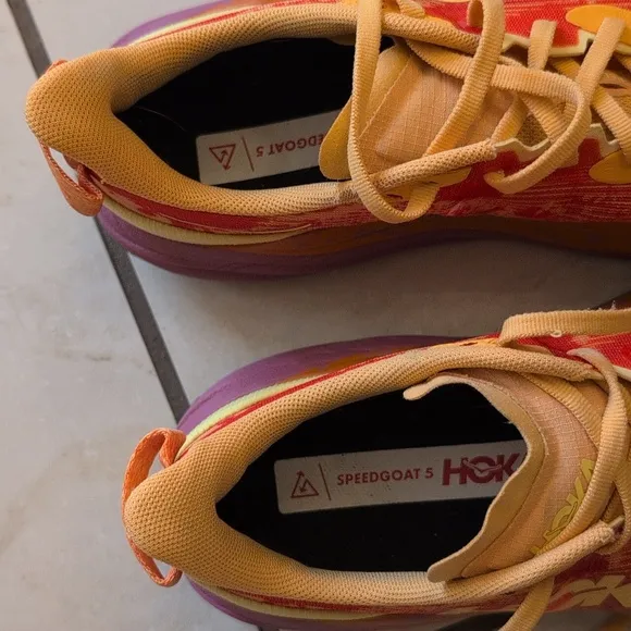 HOKA Speedgoat 5 Orange Sneaker Running Shoes Purple Size 8