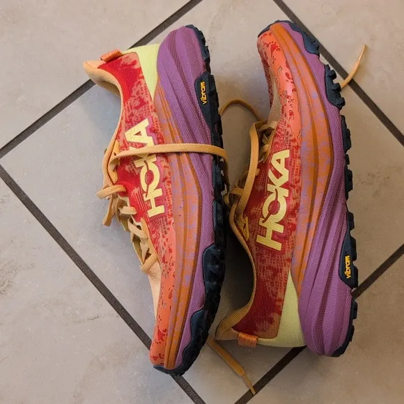HOKA Speedgoat 5 Orange Sneaker Running Shoes Purple Size 8