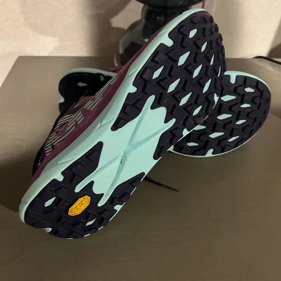 Hoka Tecton x2 shoes excellent 9