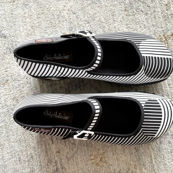 HOT CHOCOLATE DESIGNS MARY JANE Black and White Platform Shoes Size 9 Artsy Fun