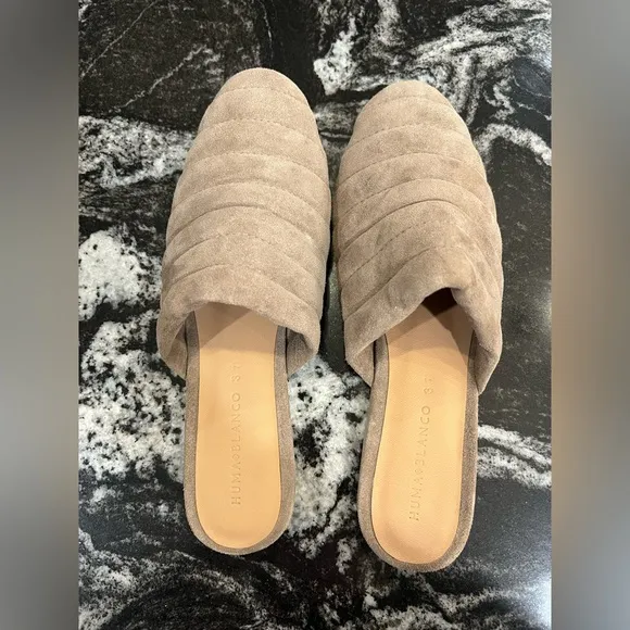 Huma Blanco Mules Size 37 (US 7)