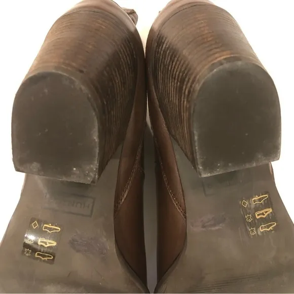 Hunter Leather Ankle Booties