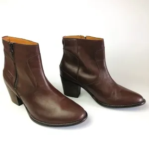 Hunter Leather Ankle Booties