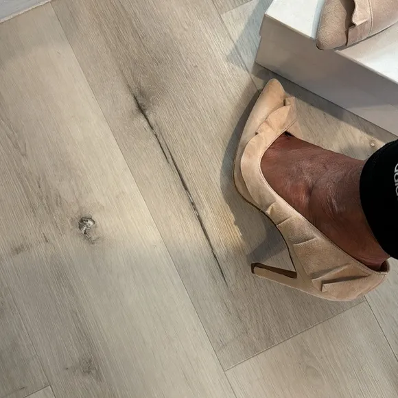 IRO NWT Suede Leather Nude Ruffled Heel Shoes. Very stylish.