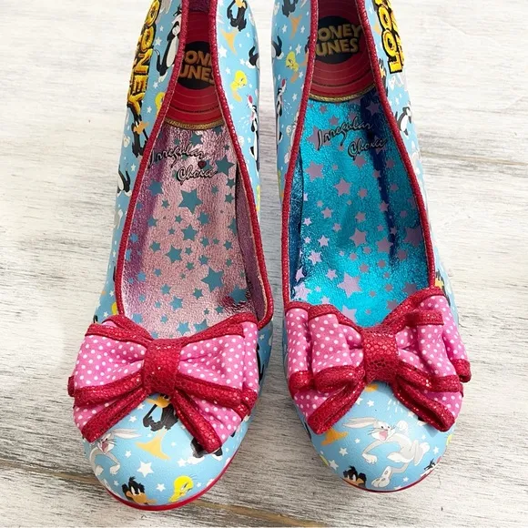 Irregular Choice Looney Tunes Heels  size 46