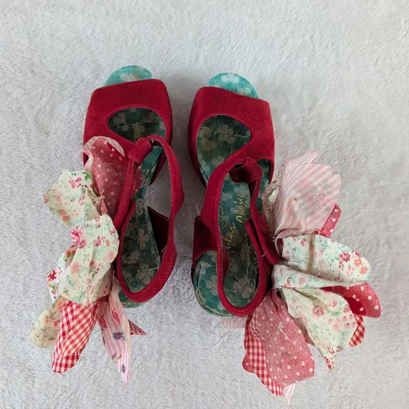 Irregular Choice Red Multicolor Big Bows Heels Size 6.5