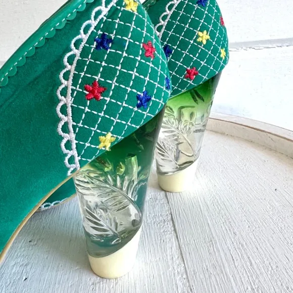 IRREGULAR CHOICE Turquoise Mint Suede Pumps w/ Lucite Heels - 9 1/2