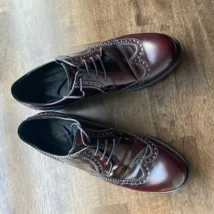 Italian men’s leather oxford dress shoes