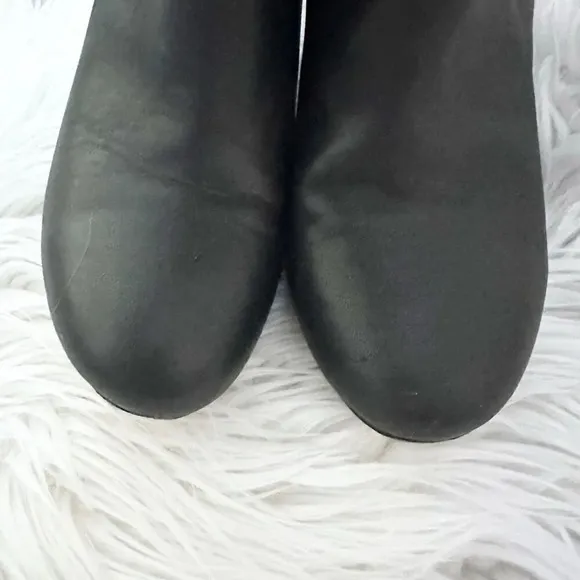 JAMES CHAN | Delia Black Ankle Boots Booties Herringbone Chevron | Size 8.5
