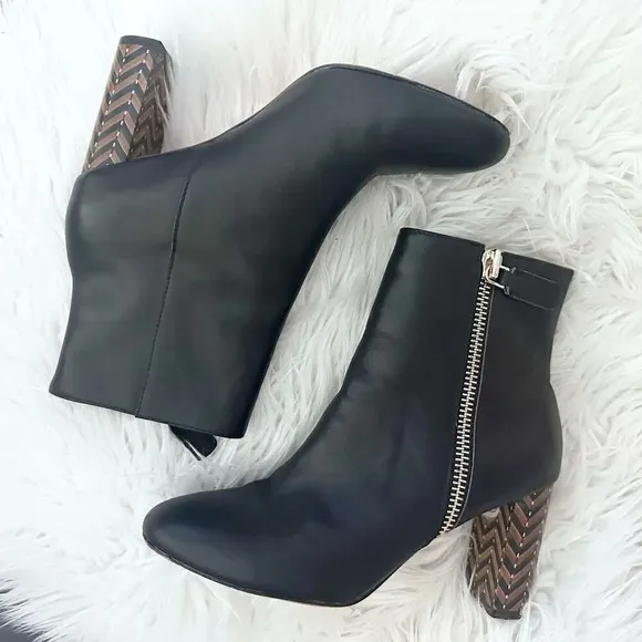 JAMES CHAN | Delia Black Ankle Boots Booties Herringbone Chevron | Size 8.5
