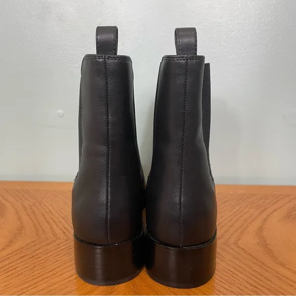 J.Crew Chelsea Boots For Women Faux Leather Pull On Black Style BT277 Size 8
