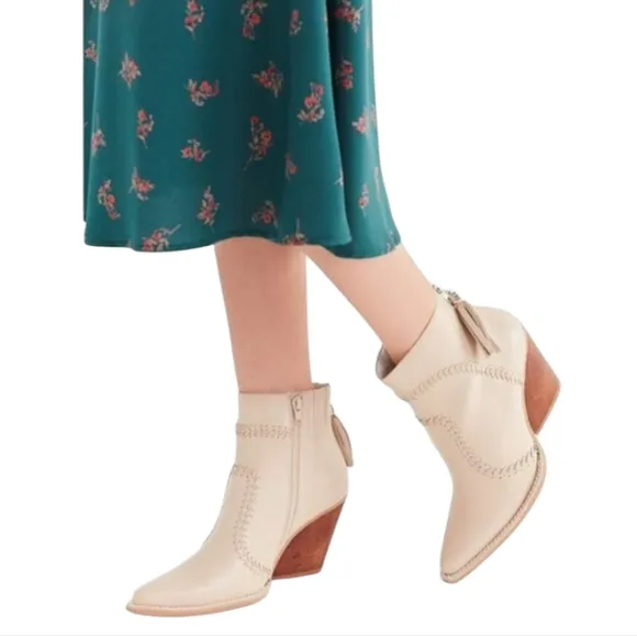 Jeffrey Campbell Beowulf Leather Ankle Boot Taupe