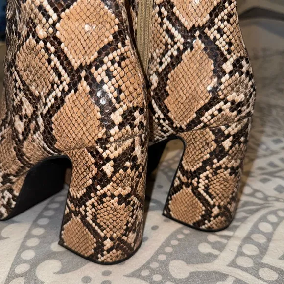 Jeffrey Campbell Dormant snake print boots