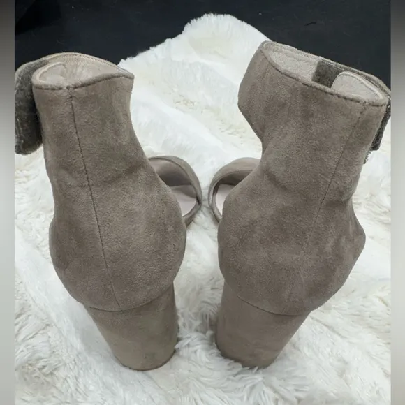 Jeffrey Campbell Taupe Suede Women's Heels size 5