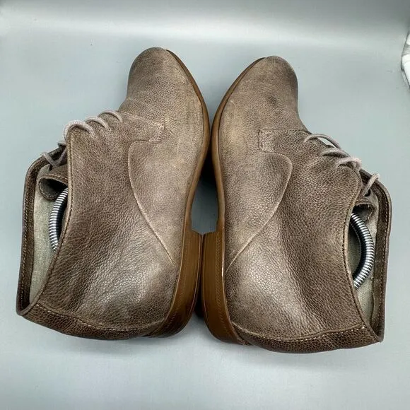 John Varvatos Men's 10 Brown Grain Leather Sid Commuter Chukka Boot Lace-Up