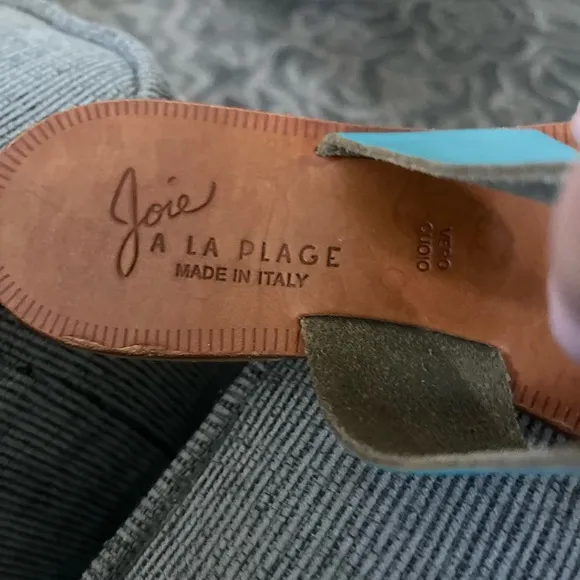 Joie Blue and Tan Sandals Elegant Thong Design