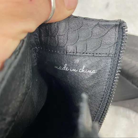 JOIE Jalena black Snake Embossed Wedge Ankle Bootie. 39/9