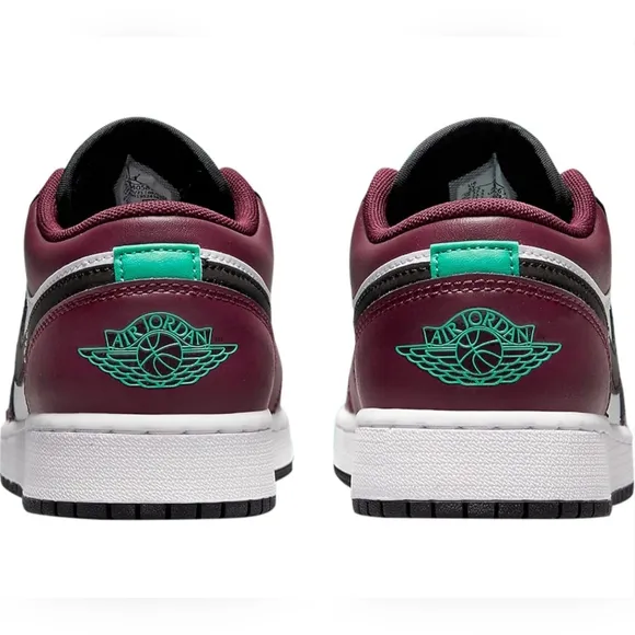 Jordan Big Kid's 1 Low SE Dark Beetroot/Black-Roma Green Size 5Y