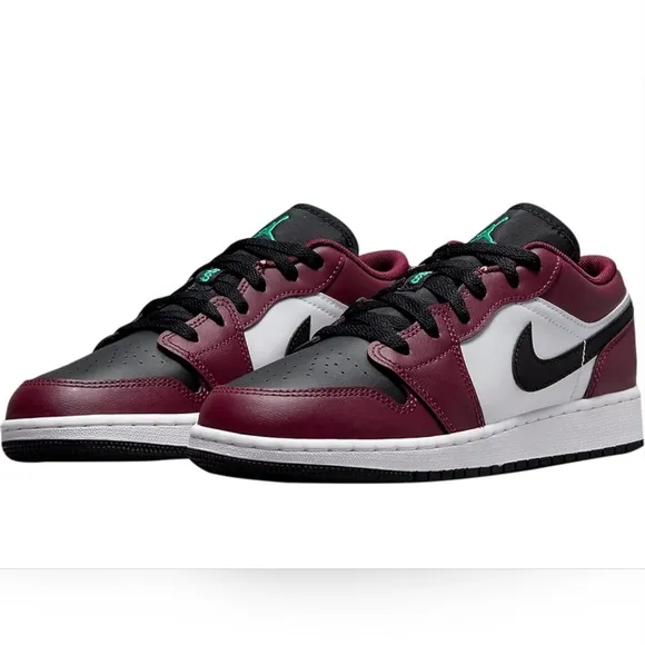 Jordan Big Kid's 1 Low SE Dark Beetroot/Black-Roma Green Size 5Y