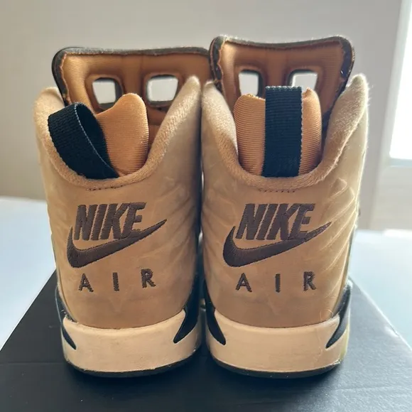 Jordan MVP(GS) brown-black sneakers. Size 6Y