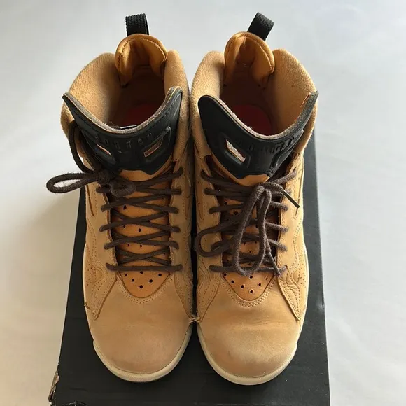 Jordan MVP(GS) brown-black sneakers. Size 6Y