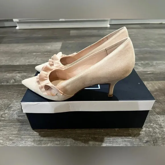 Kaari Blue Heels with Box
