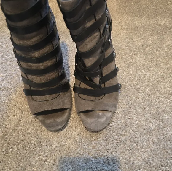 Karl Lagerfeld - Gorgeous Heel