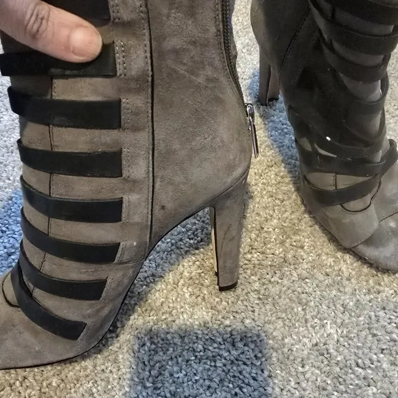 Karl Lagerfeld - Gorgeous Heel