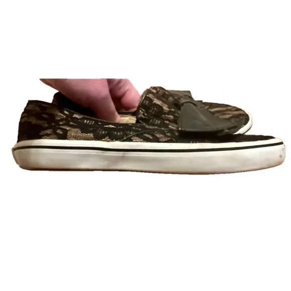 Kate Spade Lace and Leather Bow Flats, Women’s Size 7.5, Imperfect