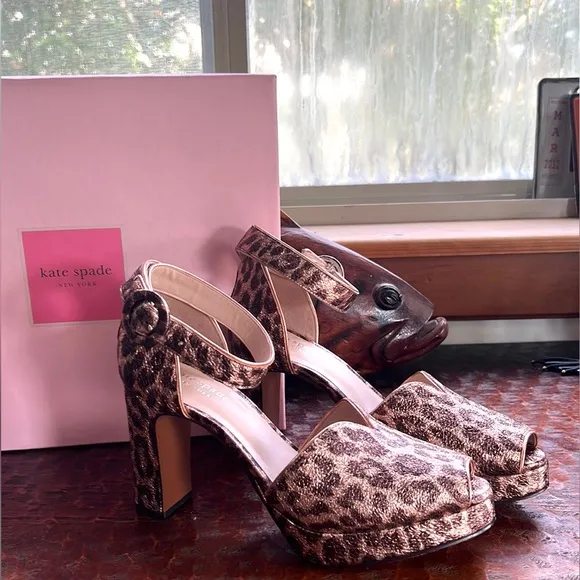 Kate Spade New York Perry Platform Pumps Fashion Runway Appearance Mob Boss Vibe