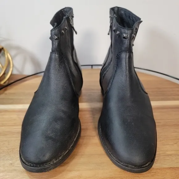 KEB Italia Black Leather Studded Ankle Boots Size 36