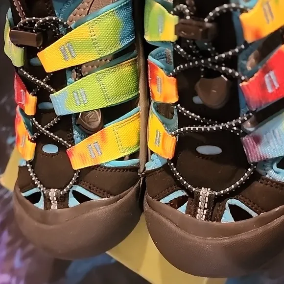 Keen Kids' Multicolor Sandals size 6 NWOT