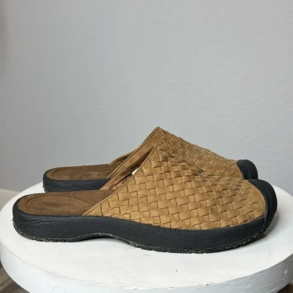 KEEN MENS SAN JUAN TAN WOVEN LEATHER SLIP ON SANDAL SHOES